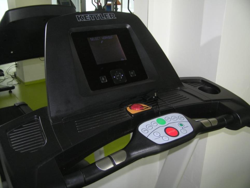 Prumyslových robotu-3